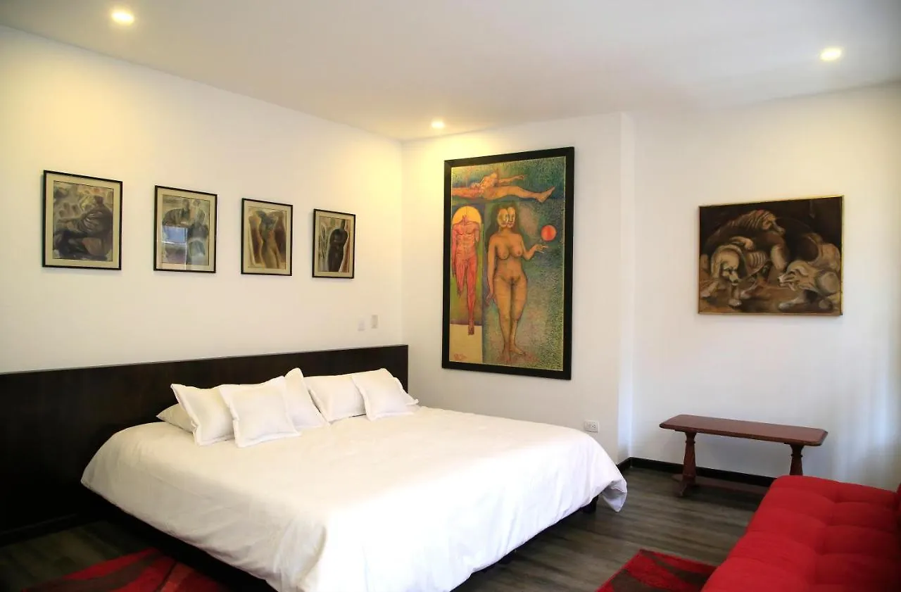 ***  Hotel Museo San Moritz Bogota Colombia